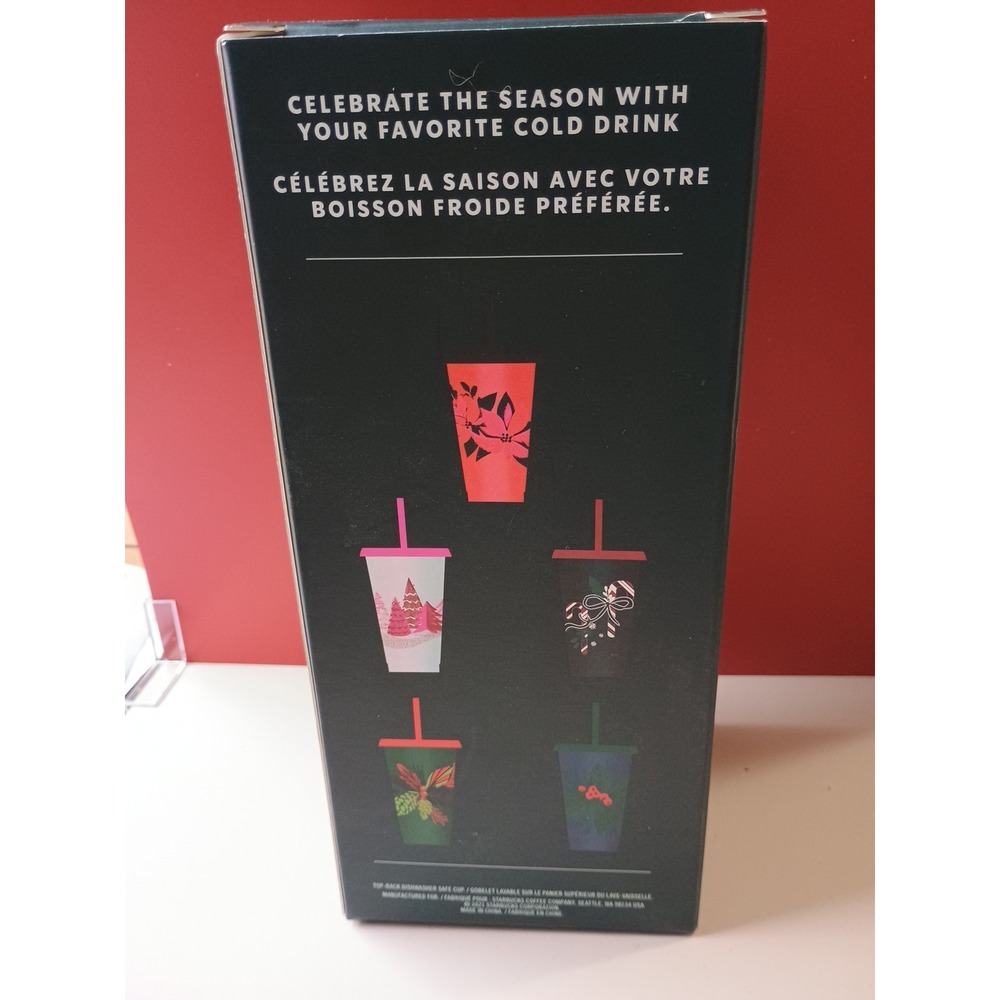 NEW Starbucks 4 pack Reusable Cold Venti Cups With Lids & Straws Holiday 2021